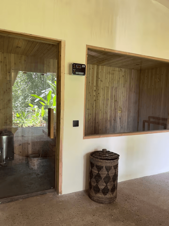 What Are the Best Bali Private Villas for Rent with Concierge Service Near Uluwatu and How Much Do They Cost? - Bali Luxury Management