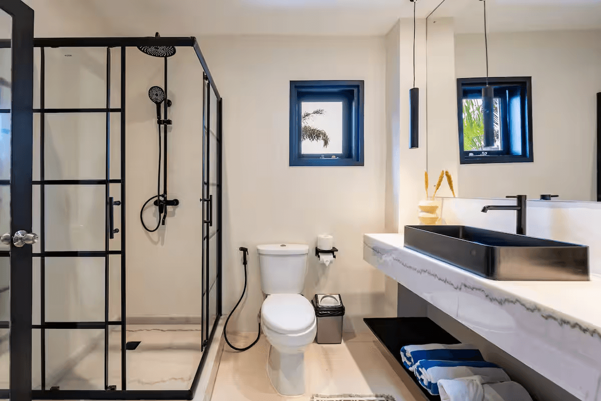 Bali's Kaleidoscope: Weaving Your Perfect Island Tapestry of Luxury and Local Lore - Bali Luxury Management