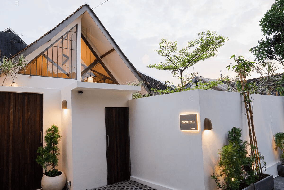What Are the Best Bali Luxury Villas with Concierge Service for Large Groups and Families in South Kuta and Nusa Dua? - Bali Luxury Management