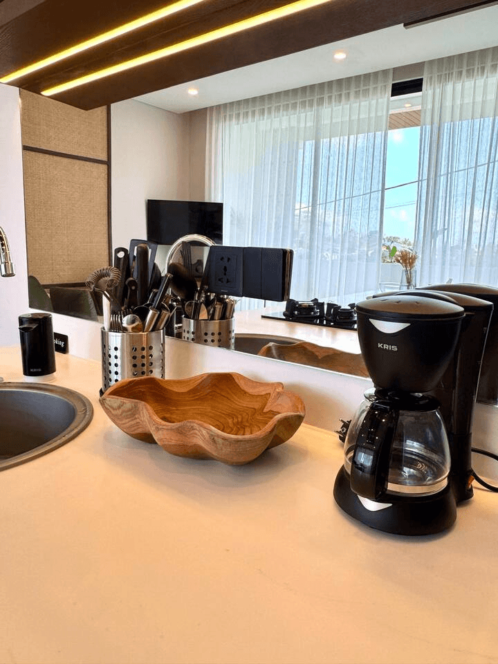 What Are the Best Bali Private Villas for Rent with Concierge Service in Canggu and How Much Do They Cost? - Bali Luxury Management