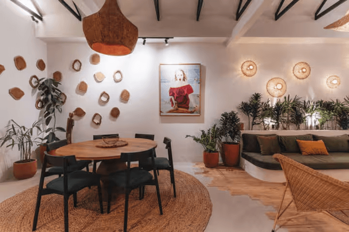 Bali's Enchanting Allure: A Comprehensive Guide to Island Adventures and Luxurious Stays - Bali Luxury Management