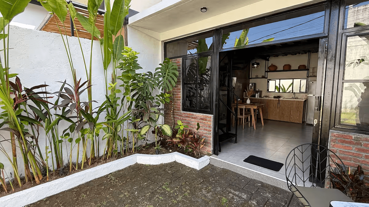 Beyond Hotels: How Do Best Bali Villas With Concierge Service Redefine Your Island Exploration? - Bali Luxury Management